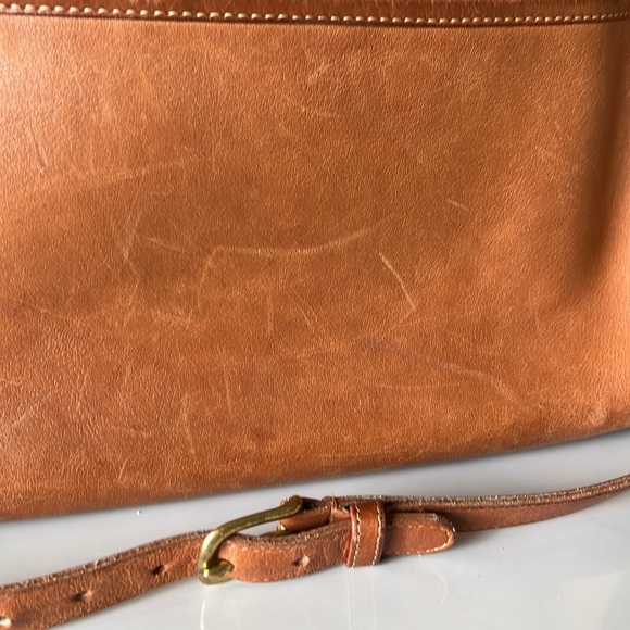 Coach Vintage Swagger 9338 Crossbody Bag - Picture 4 of 14